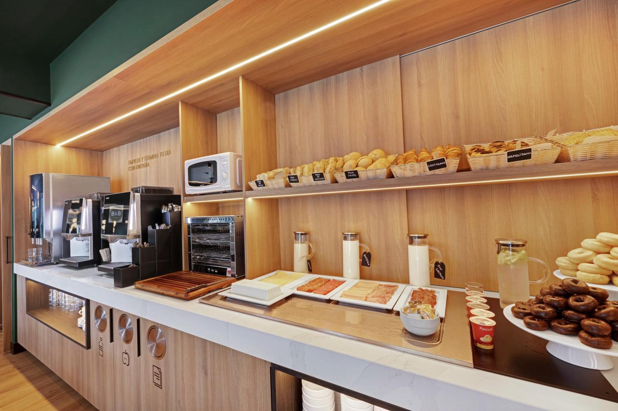 B&B Hotel Santiago 밀라도이로 외부 사진