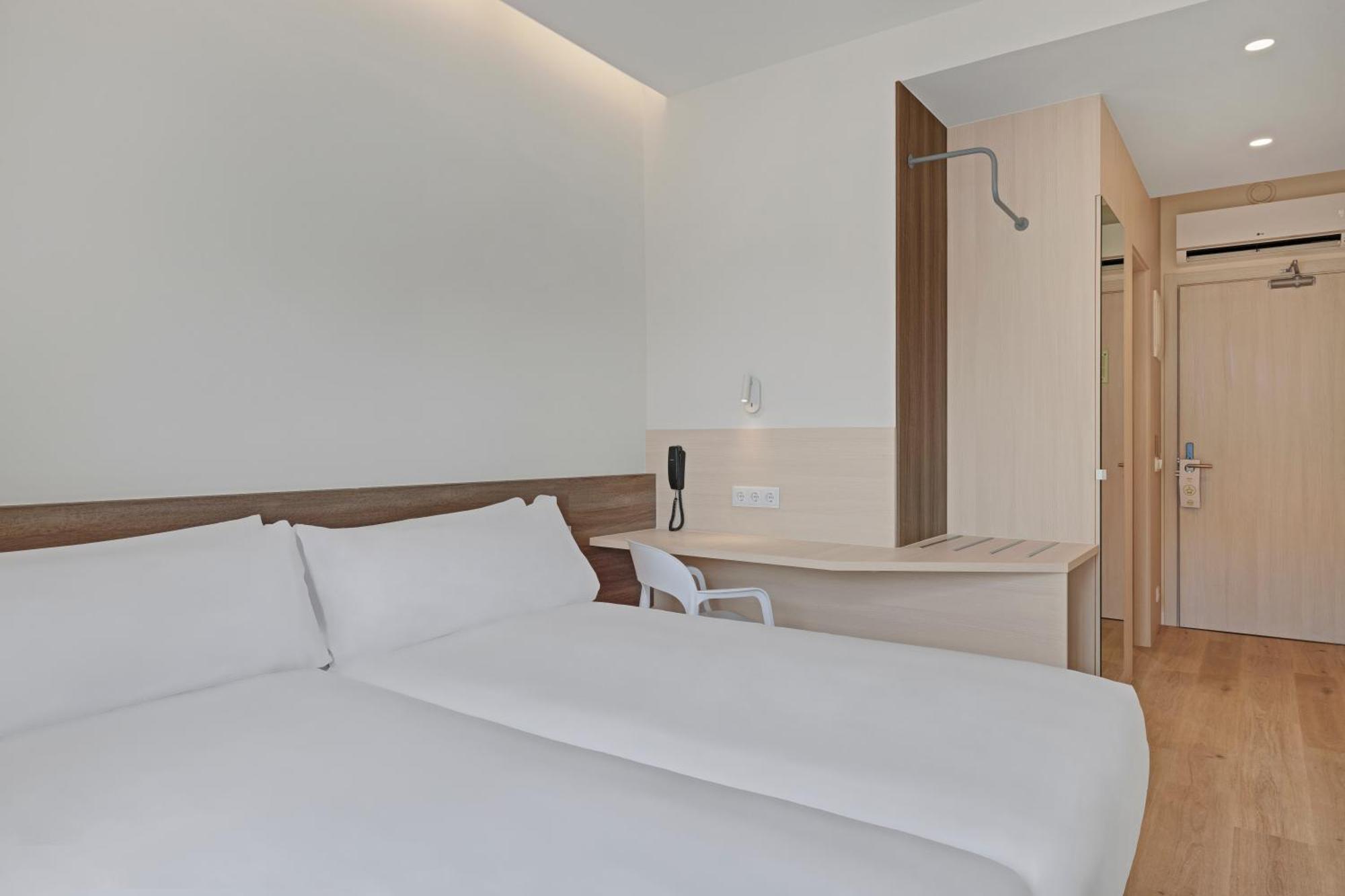 B&B Hotel Santiago 밀라도이로 외부 사진